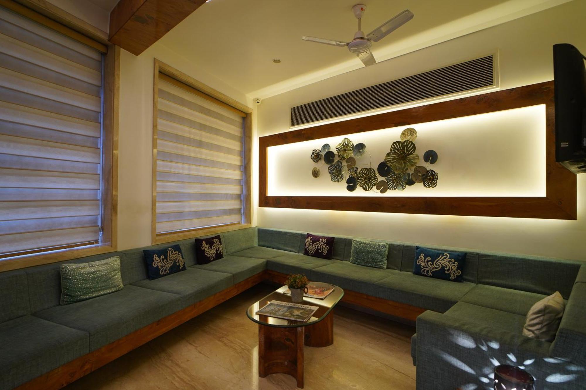Hotel GK Palace Bhopal Exterior foto